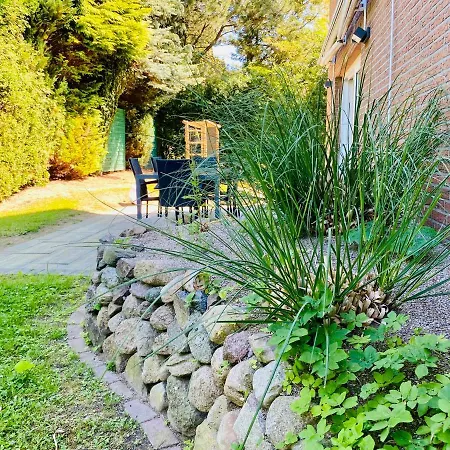 Meeresbrise - Familie- Hunde - Strandnah - Garten-seeblick - Sauna & Wellness * Sierksdorf