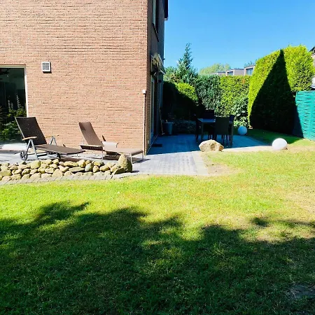 Meeresbrise - Familie- Hunde - Strandnah - Garten-seeblick - Sauna & Wellness Lägenhet *