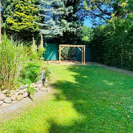 Meeresbrise - Familie- Hunde - Strandnah - Garten-seeblick - Sauna & Wellness Lägenhet